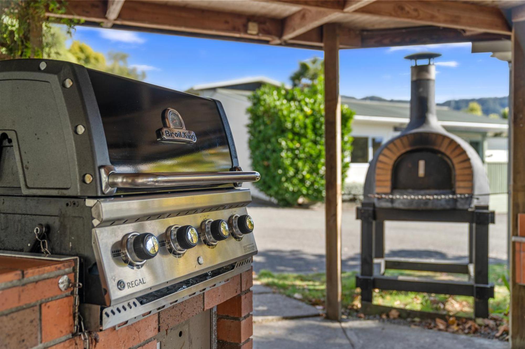 Tasman Holiday Parks Picton Exterior photo A gas grill
