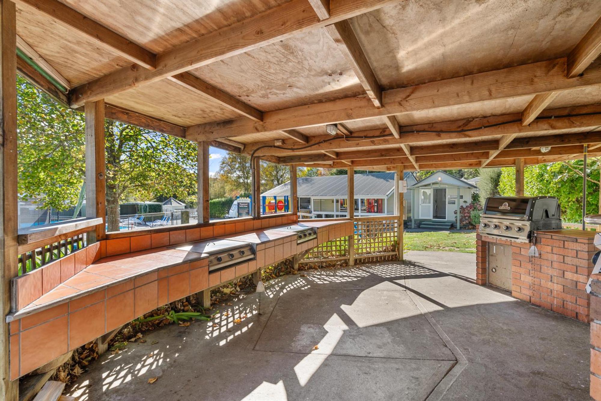 Tasman Holiday Parks Picton Exterior photo The outdoor kitchen at the Student Union