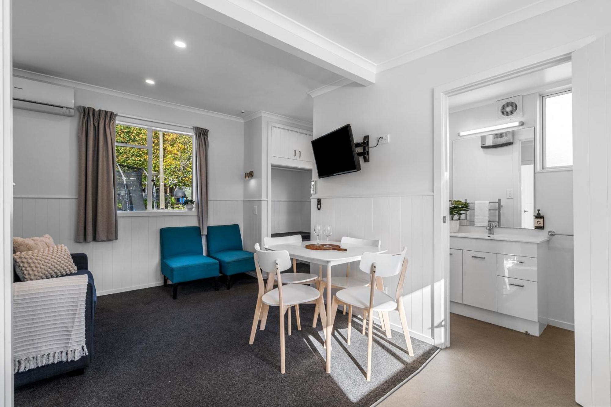 Tasman Holiday Parks Picton Exterior photo A typical studio apartment