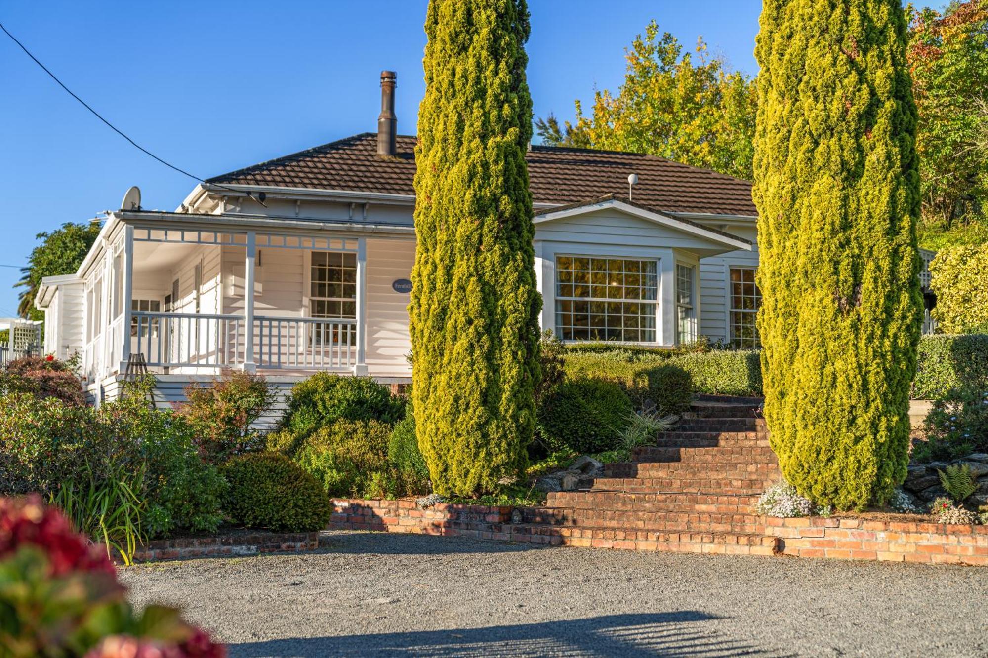 Tasman Holiday Parks Picton Exterior photo The house in 2015